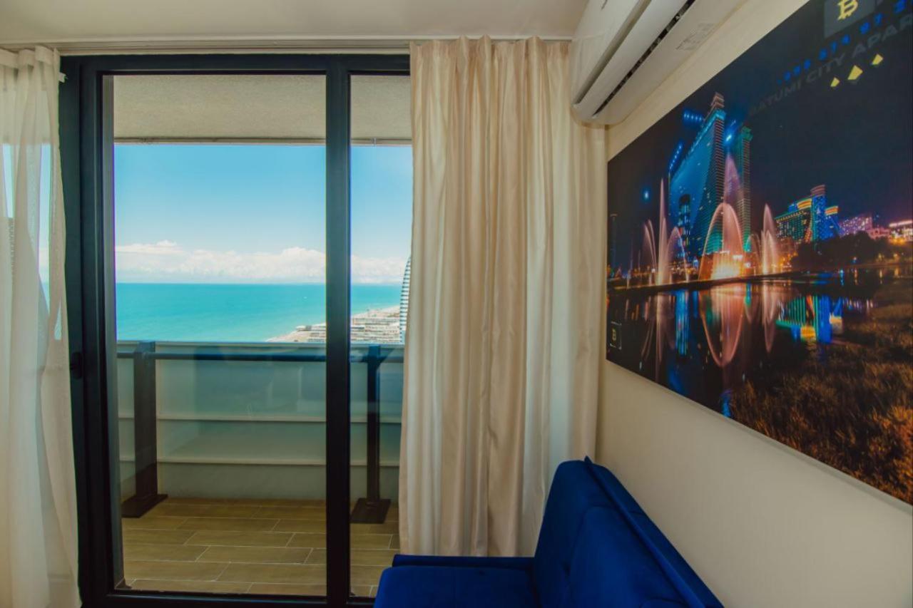 Royal Sea Breeze Apartments Μπατούμι Εξωτερικό φωτογραφία