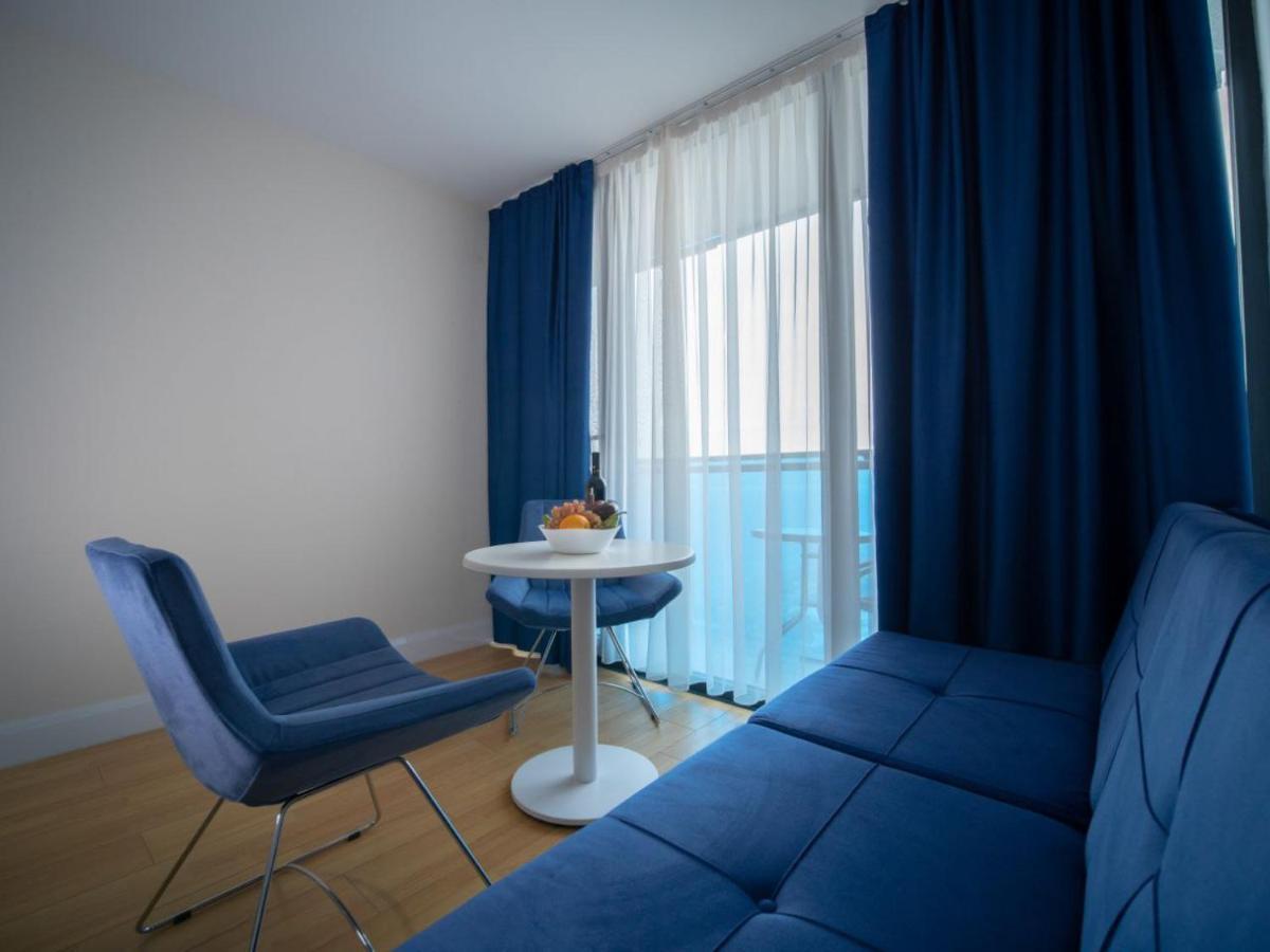 Royal Sea Breeze Apartments Μπατούμι Εξωτερικό φωτογραφία