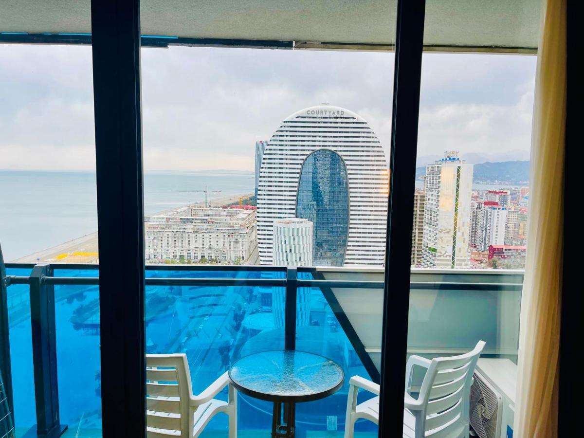 Royal Sea Breeze Apartments Μπατούμι Εξωτερικό φωτογραφία