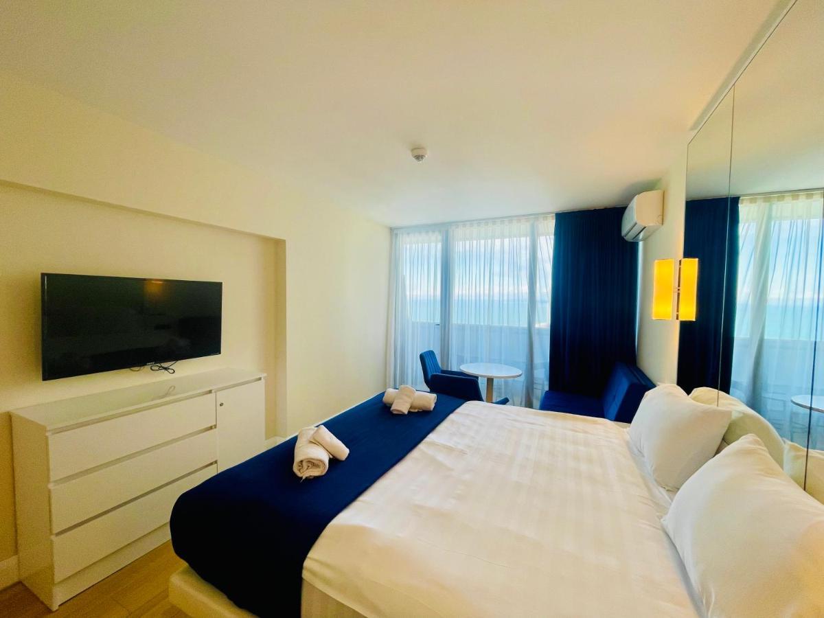 Royal Sea Breeze Apartments Μπατούμι Εξωτερικό φωτογραφία