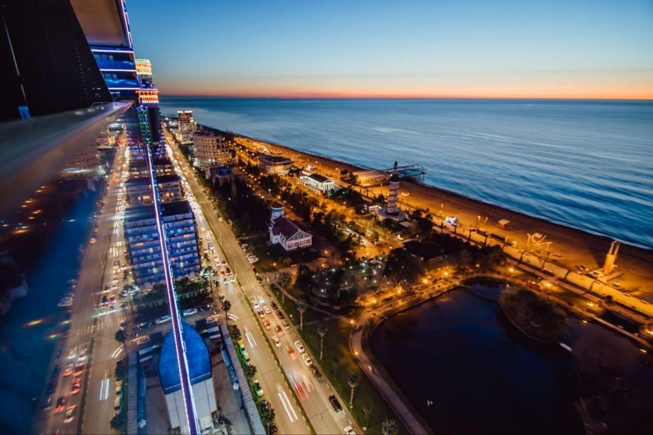 Royal Sea Breeze Apartments Μπατούμι Εξωτερικό φωτογραφία